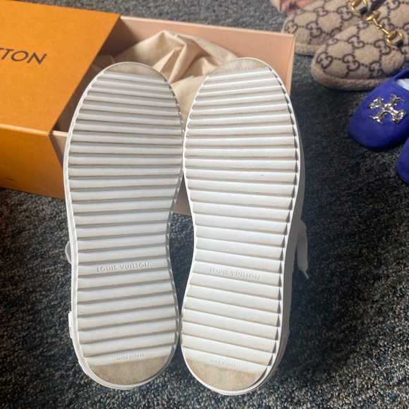 Louis Vuitton sneakers - Picture 13 of 15